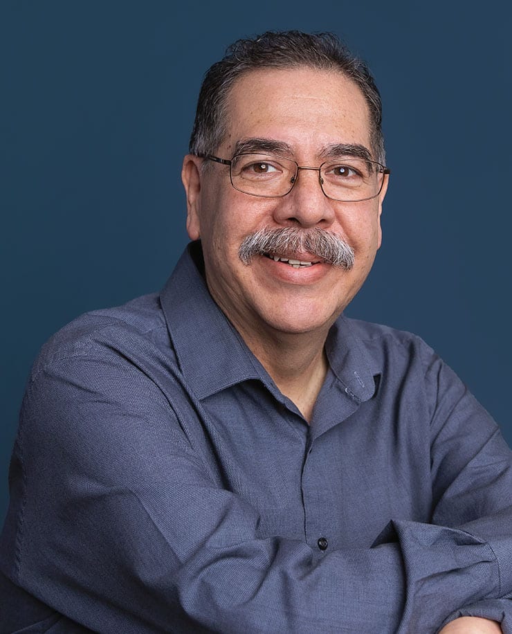 Robert Rosales, Owner of EZ Resume Services